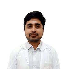 Dr Nikhil Makkar